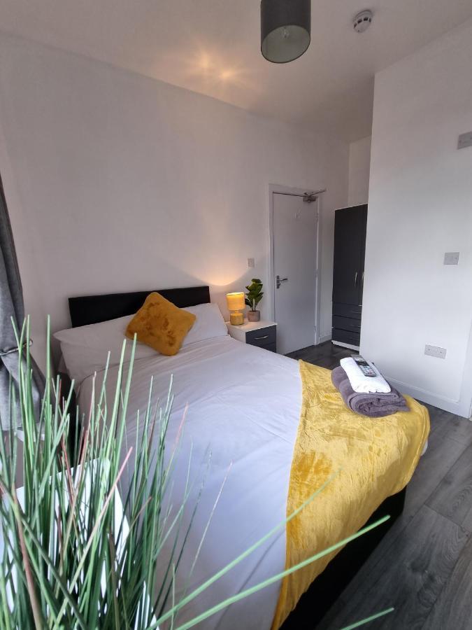Вілла 23 Woodhouse Stoke-on-Trent Екстер'єр фото